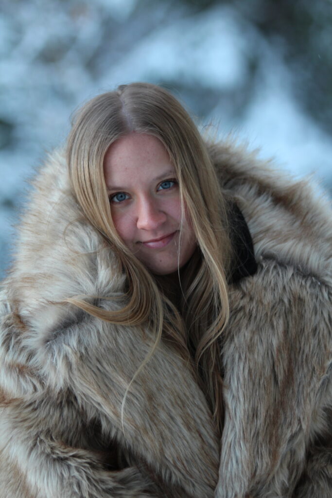 vinterporträtt i skogen